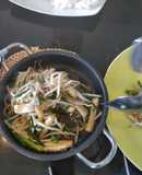 Giá và hẹ xào chay