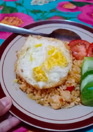Foto resep Nasi goreng campur mie 😁