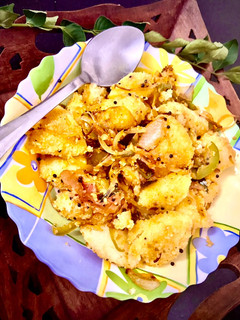 फ़्राइड रवा इडली (fried rava idli recipe in Hindi) रेसिपी मुख्य फोटो