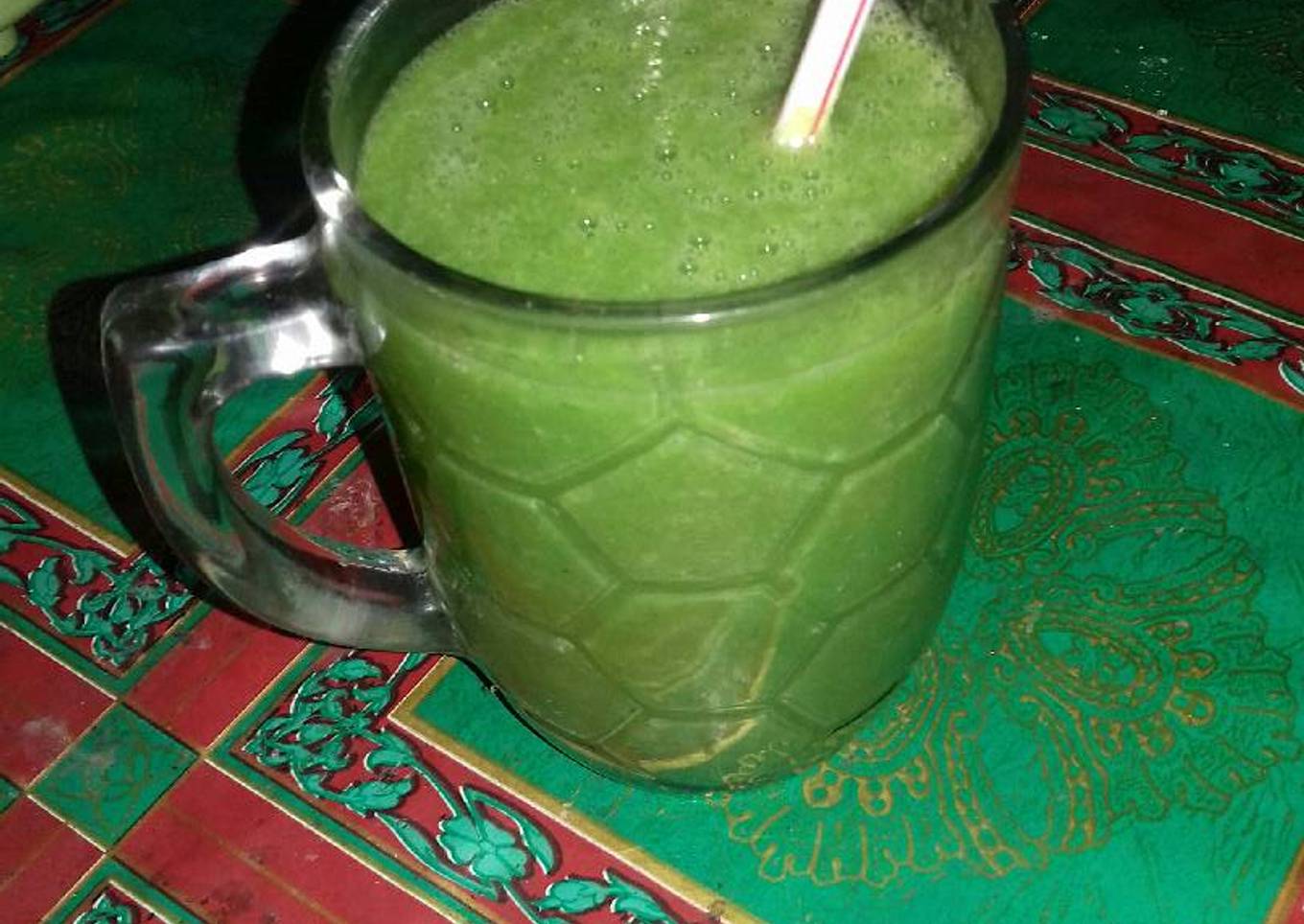 Jus sehat untuk sarapan (sayur buah-buahan)