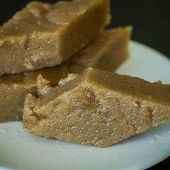 A picture of Rice Halbai / Rice Halwa.