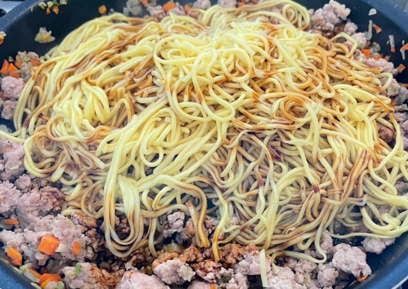 Yakisoba con cerdo