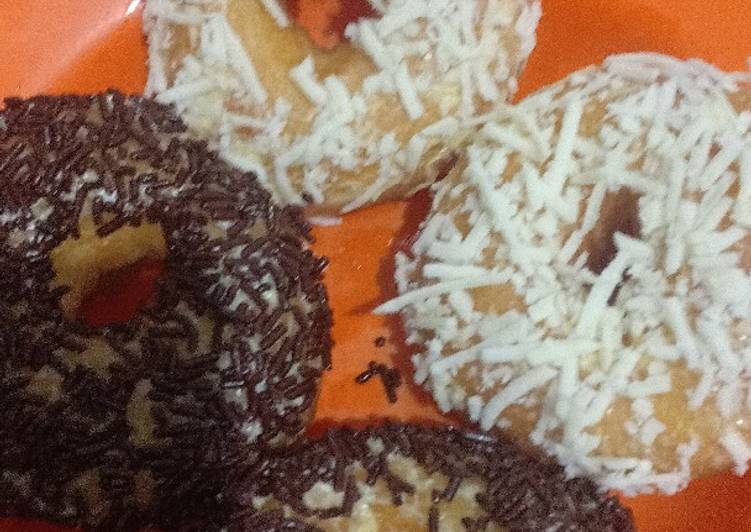 Donat dan Kue Bola ala rumahan