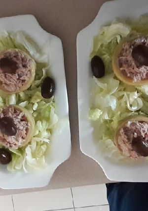 Una foto de Fondos de alcachofas rellenos con atún