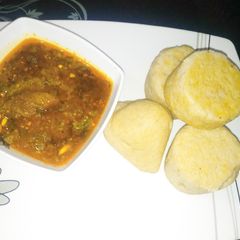 A picture of Steamed bread (alkubus).