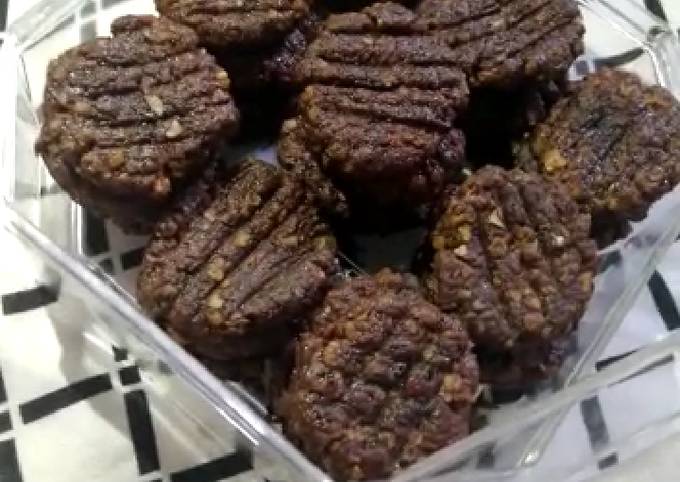 Dark Choco Cookies (no mixer, no bake)