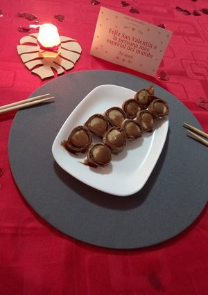 Una foto de Rolls de bana (postre sushi) #postresushi #postre