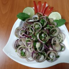 A picture of Mint & onion kachumber salad 🌱🧅🥗.