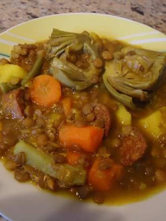 Una foto de Lentejas estofadas con verduras de la huerta