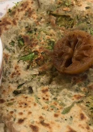 A picture of Broccoli ka paratha.