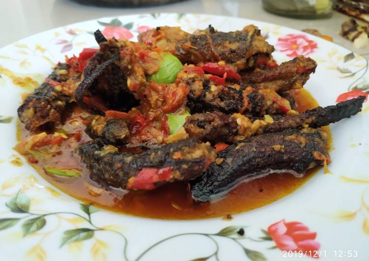 Sambel belut pete