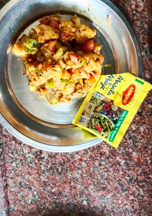 ब्रेड उपमा (bread upma recipe in Hindi) रेसिपी मुख्य फोटो