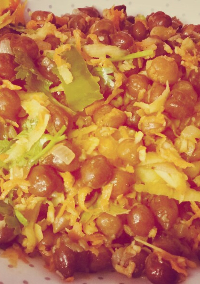 பீச் ஸ்டைல் தேங்கா மாங்கா சுண்டல் செய்முறை முக்கிய புகைப்படம்