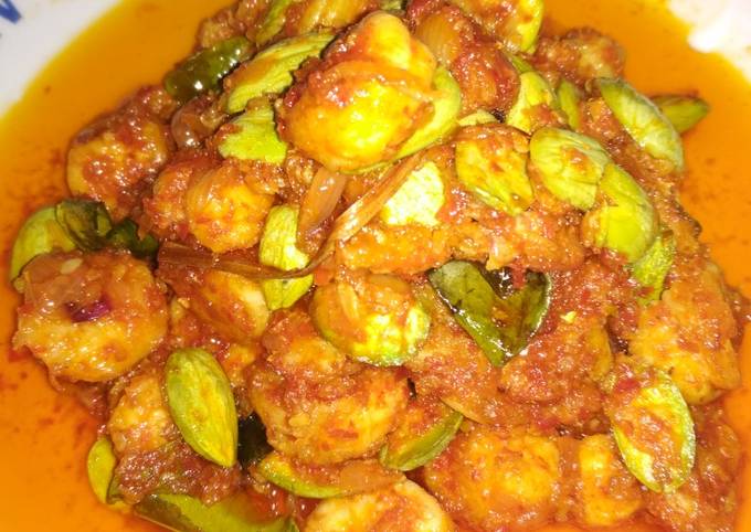 Balado udang pete