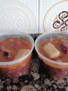 Una foto de Alubias rojas con sacramentos