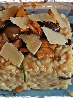 Una foto de Risotto de pollo y setas