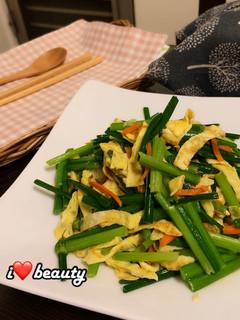 香炒蛋絲韭菜花 的食譜成品照片