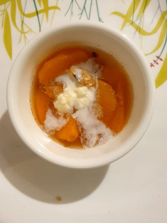 A picture of Peach stew.