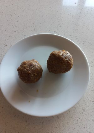 A picture of Chapati laddoo.