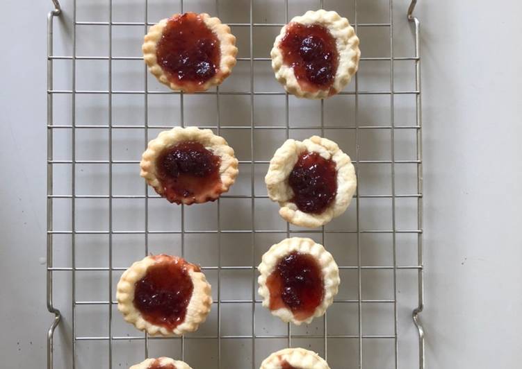 Recipe of Any-night-of-the-week Bonus jam tarts