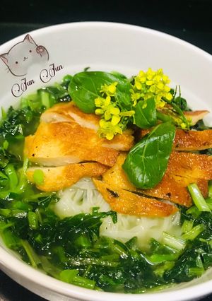 Hình của món Mì rau cải 🥬- chả.