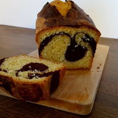 A picture of Topfkuchen / butter pound cake.