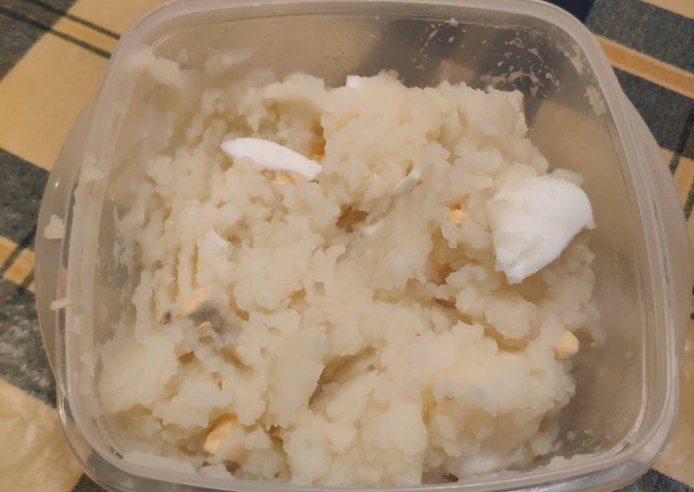 Puré de patata con huevo y ajo