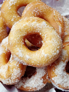 Una foto de Mi receta de rosquitas económicas y súper esponjosas