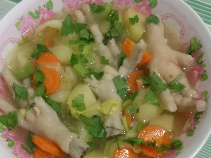 Cara Gampang Membikin Resep SOP ceker ayam yang Lezat Anti Ribet, Bikin Ngiler