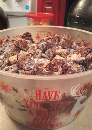 A picture of Reindeer Chow.