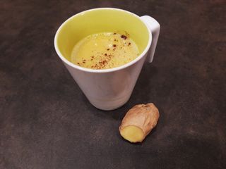 Cúrcuma latte con jengibre