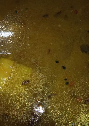 A picture of Mango chutney.