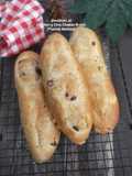 Cranberry Chia Cheese Bread (Metode Poolish)