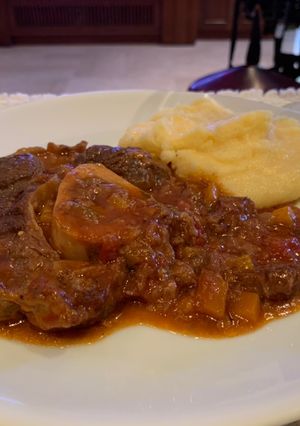 Una foto de Ossobuco a la milanesa