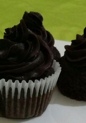 A picture of Chocolate cupcakes.