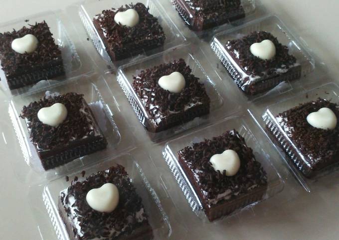 Resep Brownies Kukus Ny. Liem Resep Brownies Kukus Ny. Liem