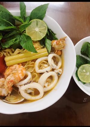 Hình của món Mì tôm lẩu Thái chua cay siêu đơn giản.
