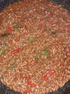 รูปของ ผัดกะเพราปลากระป๋องหมูสับ