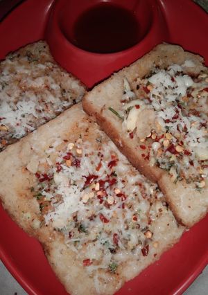 A picture of Garlic bread.