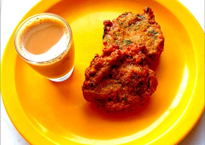 Curry vadai Mutton vada (teatime snack)