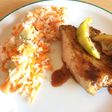 Matambrito de cerdo caramelizado de acheto y ciruela