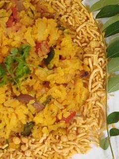 मसालेदार पोहा Masaledar Poha (recipe in hindi) रेसिपी मुख्य फोटो