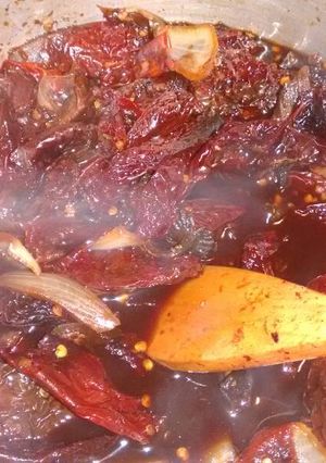 Una foto de Chiles chipotles adobados. ॐ
