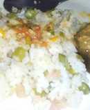 Bagre con arroz con camarones y verduras