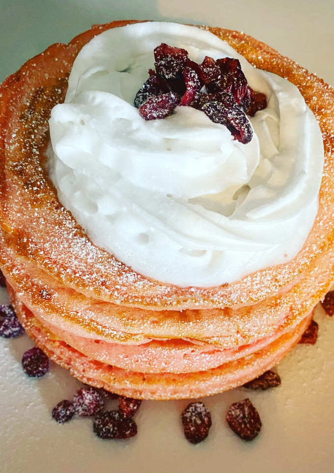 Una foto de Hot cakes esponjosos rellenos de Nutella