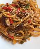 Fideos udon con verduras