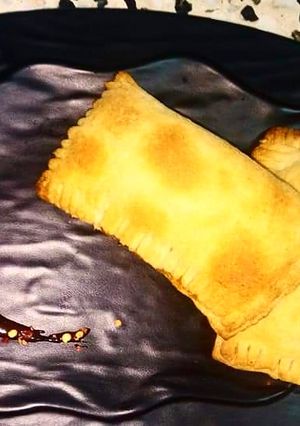 A picture of Vegetarian Pizza Puffs.