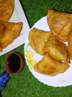 ফুলকপির সিঙ্গাড়া (fulkopir singara recipe in bengali) রেসিপির প্রধান ছবি