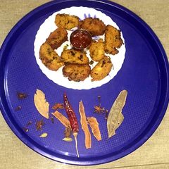 A picture of Stuffed Steamed Muthias.