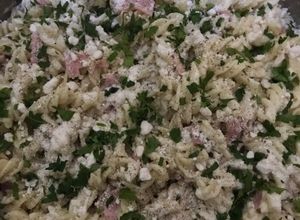 Una foto de Fusilli a los tres quesos con jamón